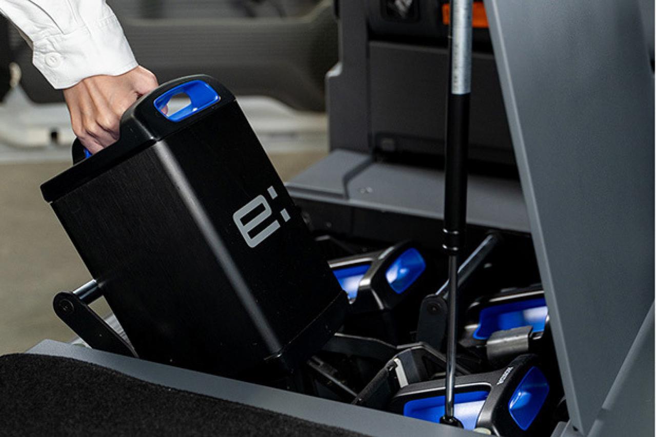 実証で使用する交換式バッテリー「Mobile Power Pack e: 」