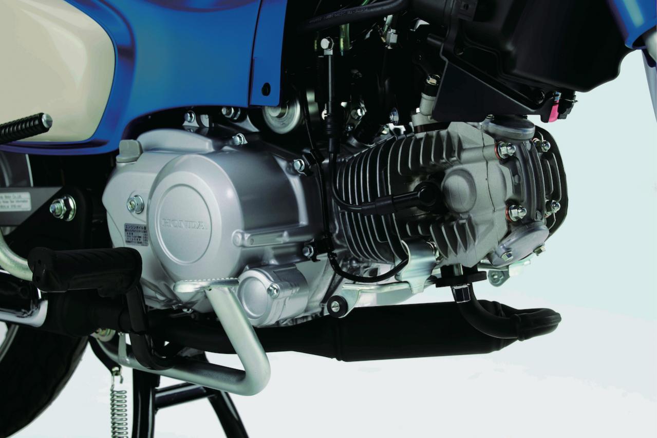 世界最強の実用エンジンを仕立てる：ホンダ・スーパーカブのエンジン 