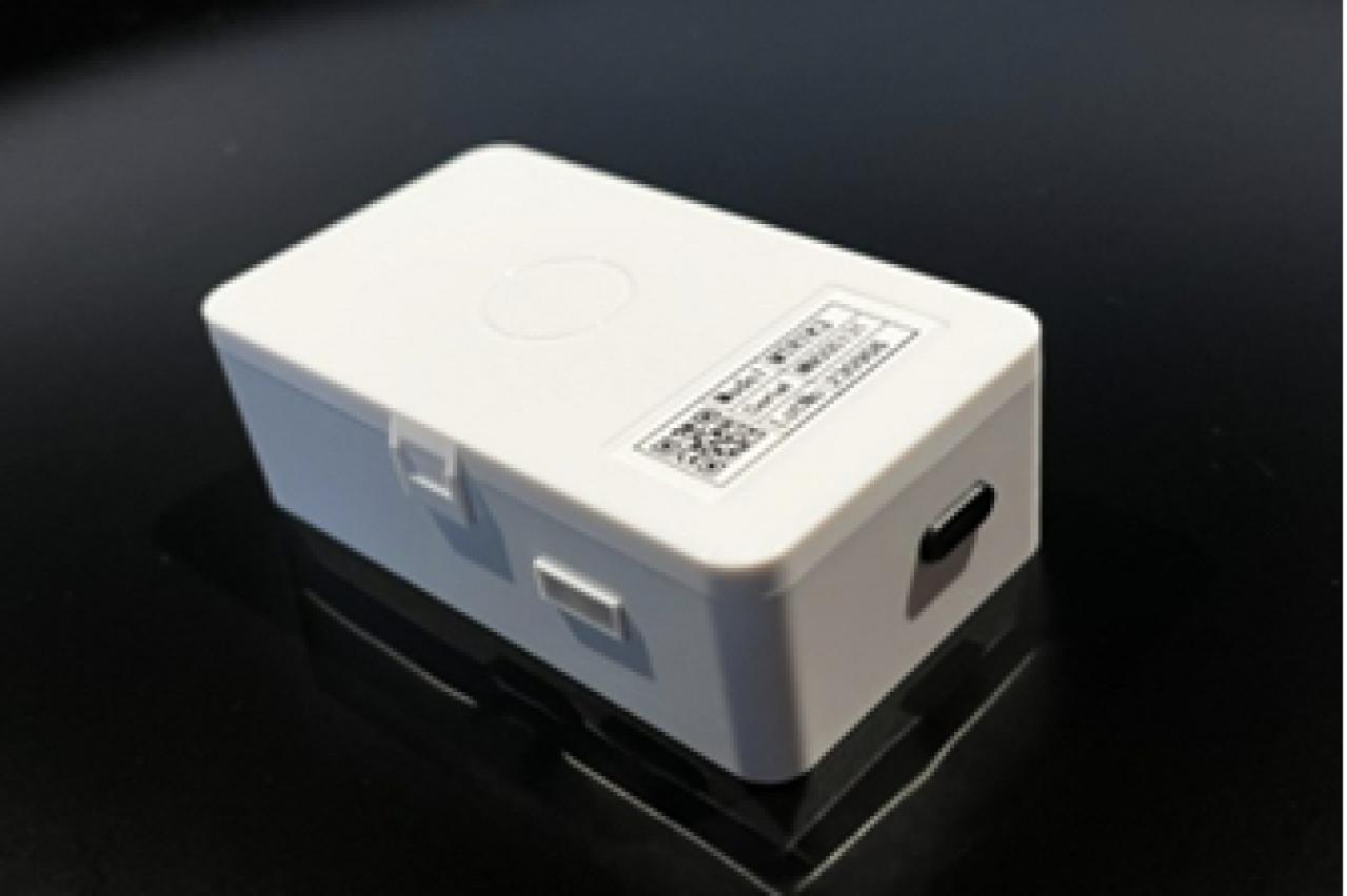 Mobile GNSS 受信機イメージ(MTRTK3)